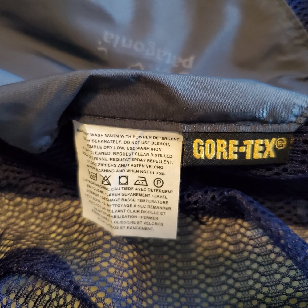 Patagonia Women’s Gore-Tex Jacket Navy M F02 2002 Y2K Waterproof Outdoor - Picture 14 of 16